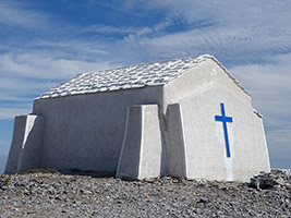 Die Kapelle des Heilgen Propheten Ilias auf dem gleichnamigen Berg auf der griechischen Insel Samos.